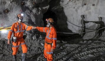 AngloGold Ashanti divulga alta na produção de ouro e crescimento expressivo no fluxo de caixa livre no segundo trimestre